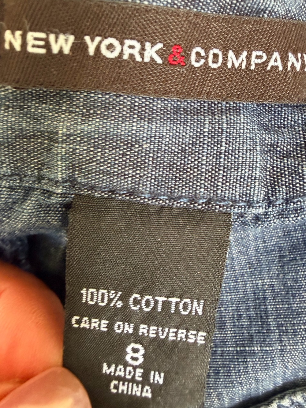 New York & Company Soft "Denim Like" Utility Shorts Dark Wash - Size 8 - Picture 4 of 7